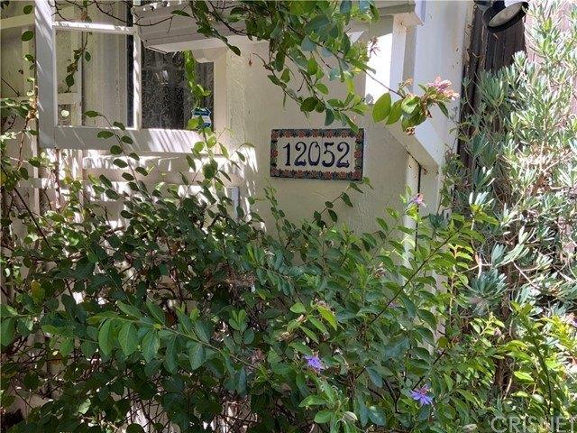 House for sale in Silver Triangle, Los Angeles