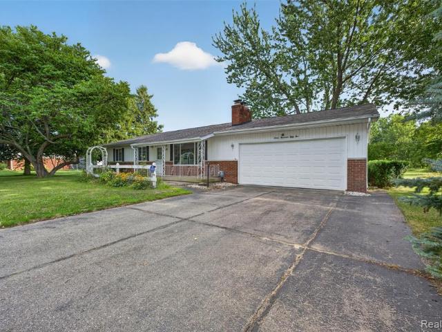 House for sale in Flushing, Michigan