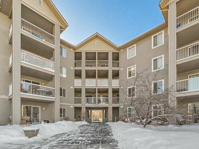 House for sale in Calgary