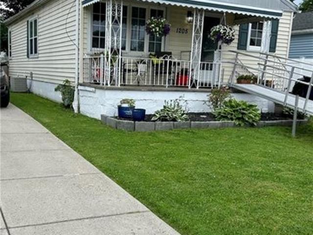 House for sale in Niagara, New York