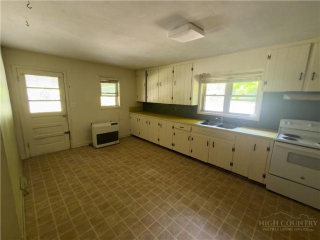 House for sale in Watauga, North Carolina