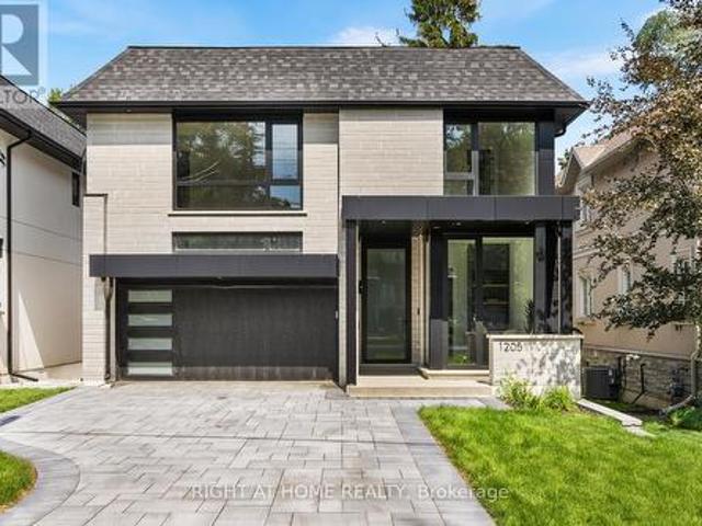 House for sale in Mississauga, Ontario