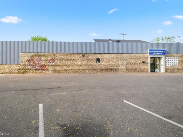 Commercial for sale in Glen Burnie, Maryland