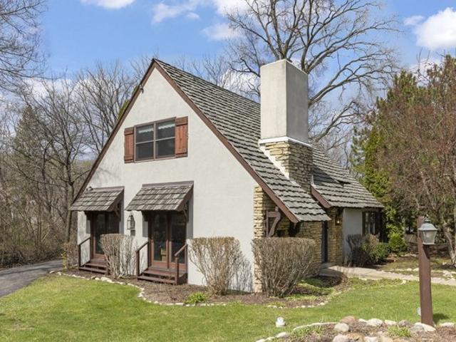 House for sale in Wauconda, Illinois