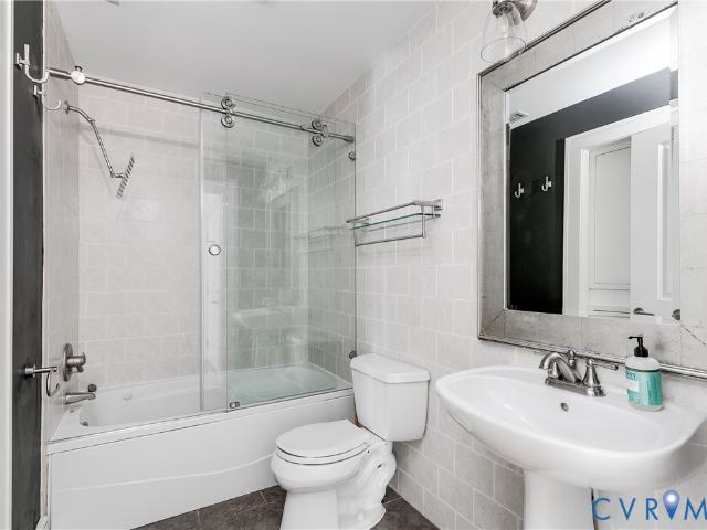 Condo for sale in Virginia