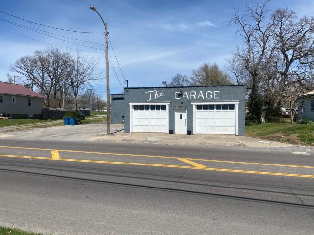 House for sale in Benton, Illinois