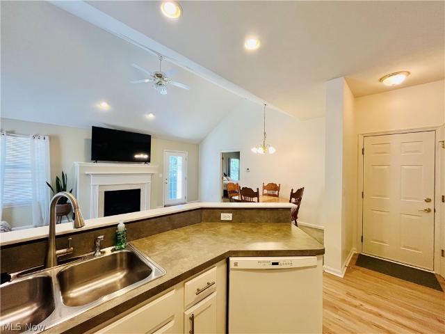 Condo for sale in Madison, Lake County