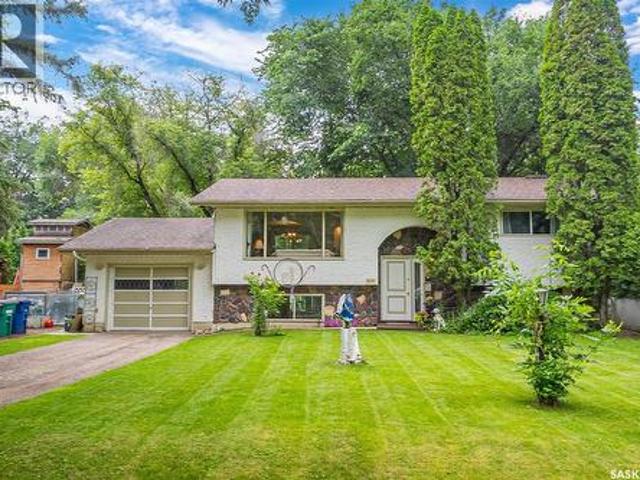 House for sale in Saskatoon, Saskatchewan