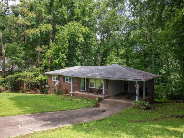 House for sale in Weaver