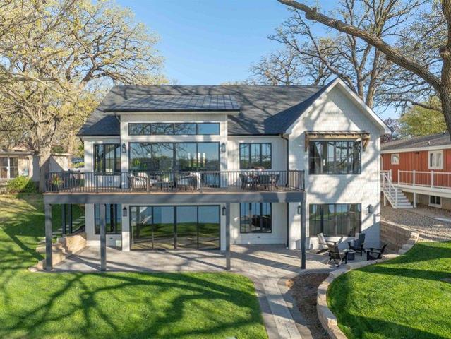 House for sale in Okoboji, Iowa