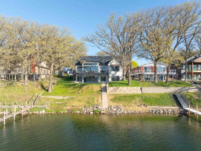 House for sale in Okoboji, Iowa