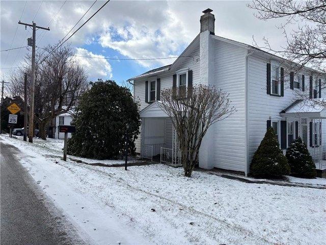 House for sale in Derry, Pennsylvania