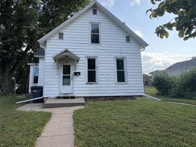 House for sale in Burlington, Iowa