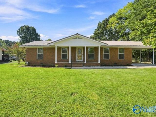 House for sale in Hanceville, Alabama