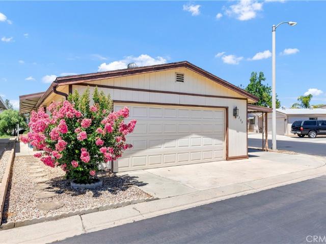House for sale in Hemet