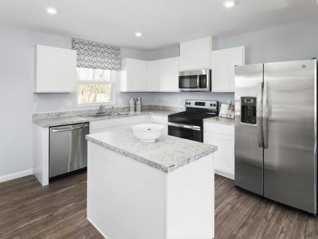 Townhouse for sale in Milford