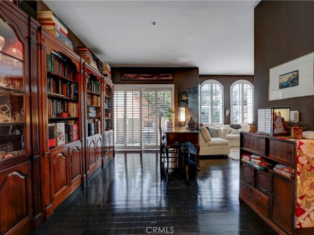 Condo for sale in Studio City Neighborhood Council District, Canoga Park