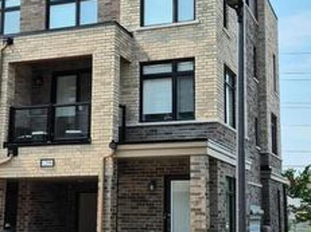 Townhouse for rent in Durham, Ontario