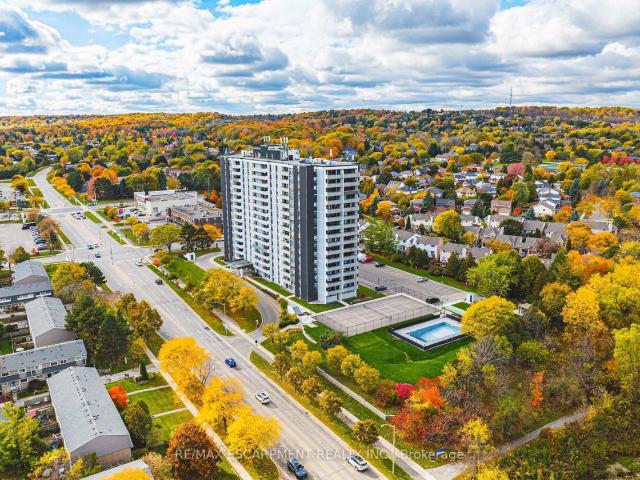 Condo for sale in Ancaster, Ontario