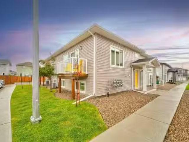 Condo for sale in Lethbridge, Alberta