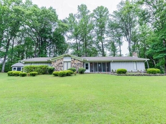 House for sale in Haleyville, Alabama