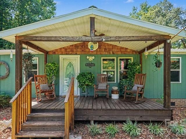 House for sale in Stanley, North Carolina