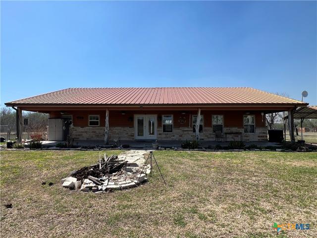 House for sale in Goliad, Texas
