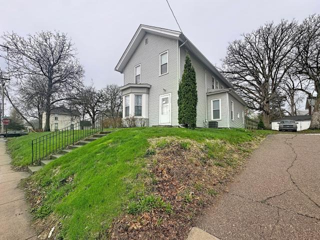 House for sale in Davenport, Iowa