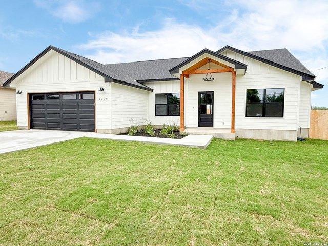 House for sale in Medina, Texas