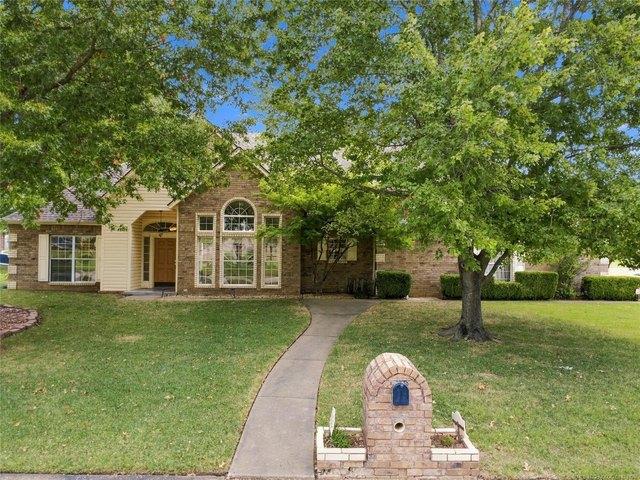 House for sale in Rogers, Oklahoma