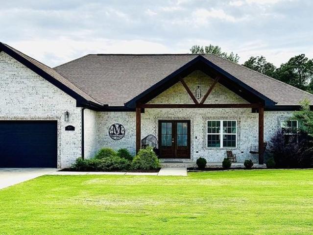 House for sale in Tuscumbia, Alabama
