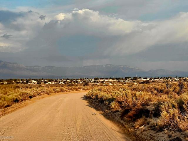 Land for sale in Rio Rancho, New Mexico