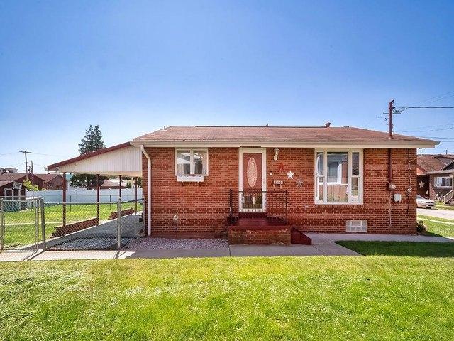 House for sale in Natrona Heights, Pennsylvania
