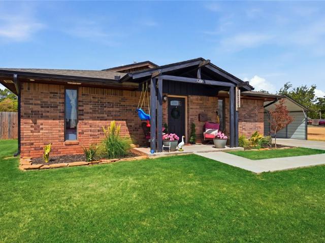 House for sale in Washita, Oklahoma