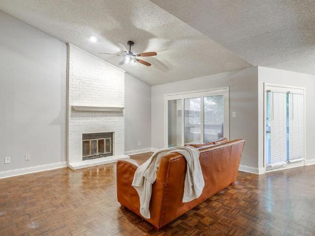 Condo for sale in Arlington, Texas