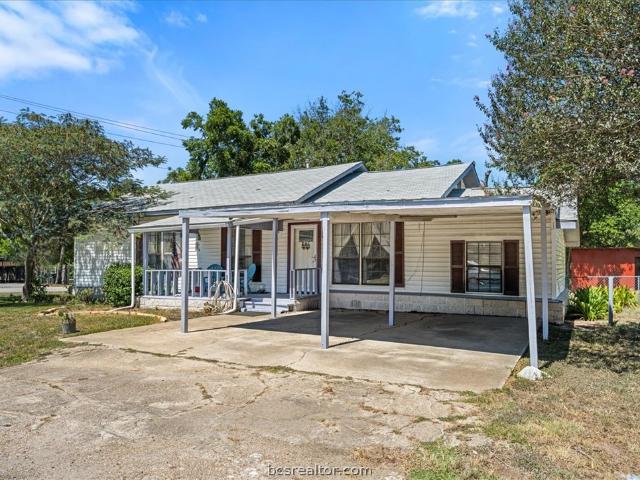 House for sale in Caldwell, Texas