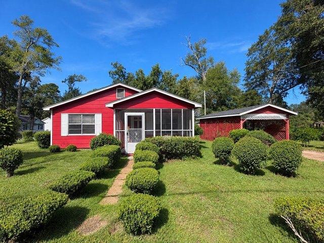 House for sale in Fletcherville, Thomasville