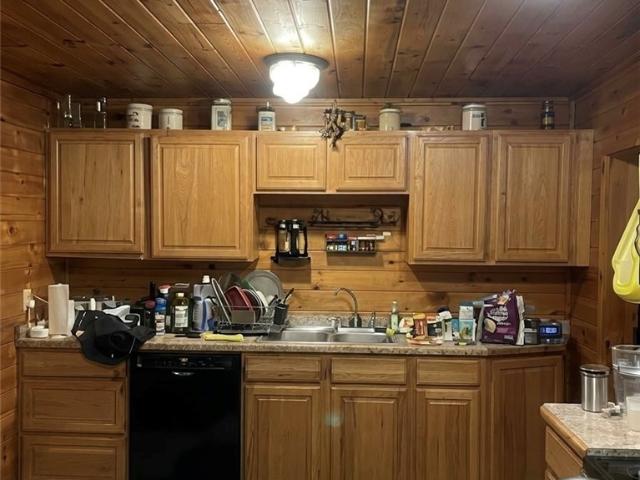 House for sale in Village of Whitehall, Town of Whitehall