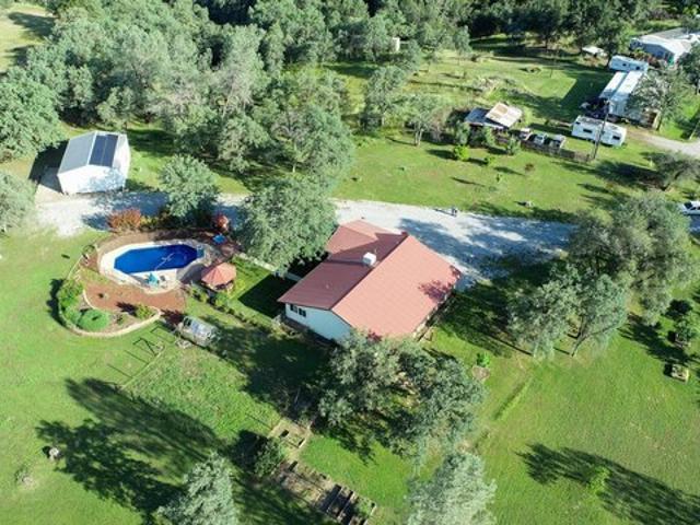 House for sale in Shasta, California