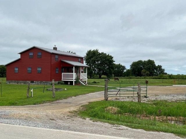 Farm for sale in Lamoni, Iowa