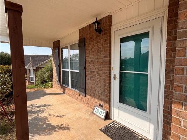 House for sale in Barling, Sebastian County