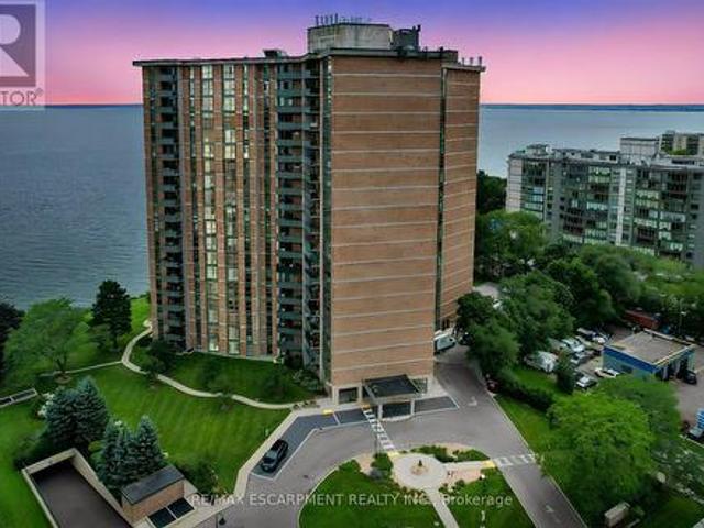 Condo for sale in Burlington, Ontario