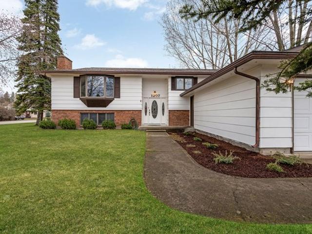 House for sale in Columbia Falls, Montana