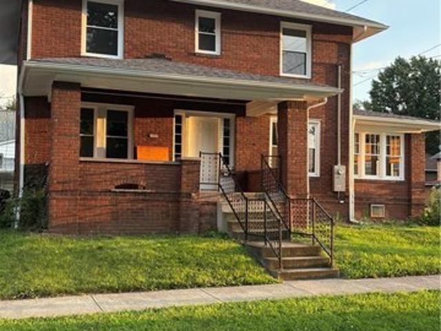 House for sale in Fourth Street Historic District, Massillon