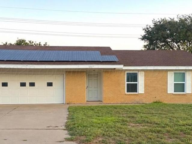 House for sale in Dumas, Moore County
