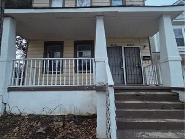 House for sale in Savannah, Georgia