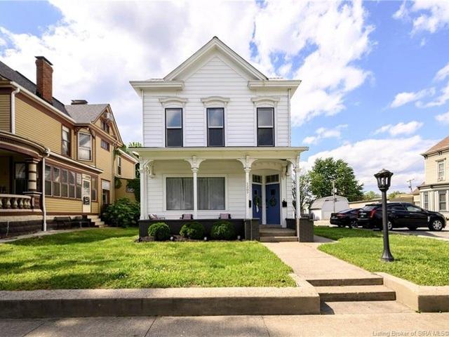 House for sale in New Albany, Indiana