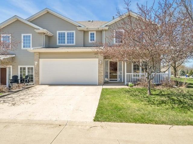 Townhouse for sale in Okoboji, Iowa