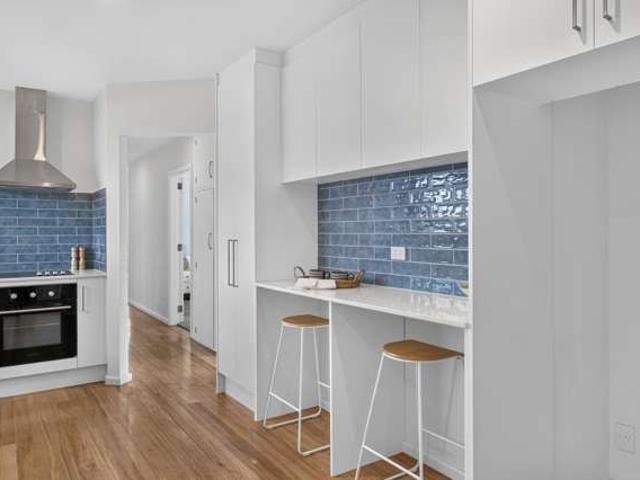 House for sale in Chaslands, Canterbury