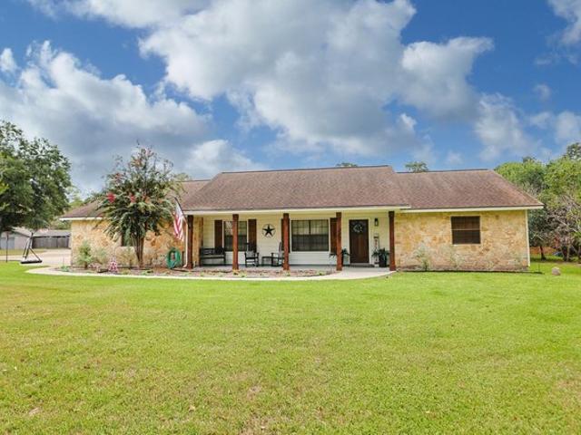 House for sale in Pinehurst, Texas